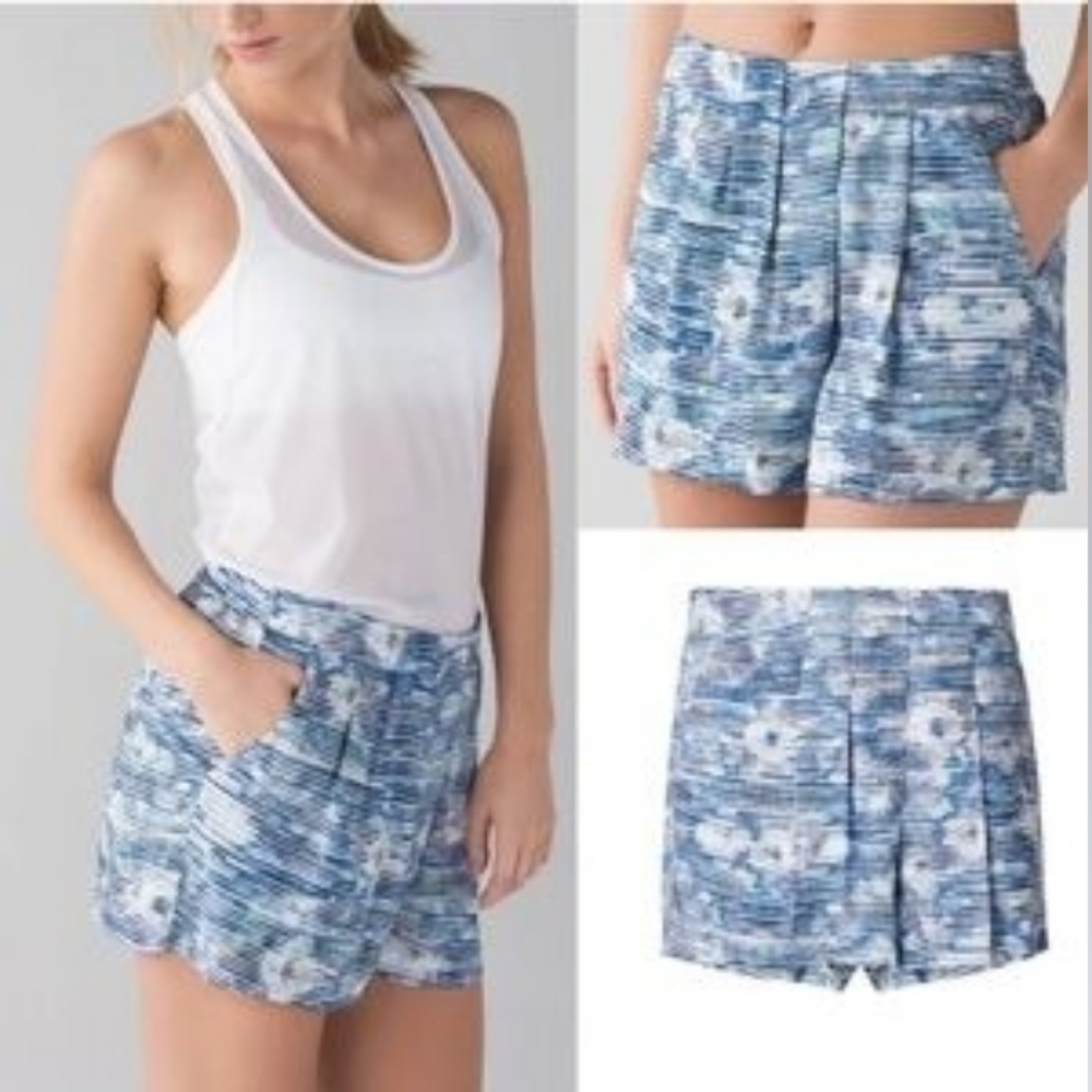 Lululemon Go Keepsake Shorts in the Blurry Belle Multi color 6